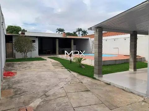 Casa à venda e para alugar no bairro Jardim São Francisco em Piracicaba.