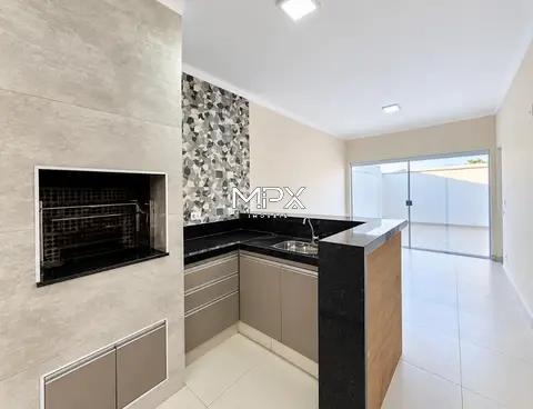 Casa à venda e para alugar no bairro Terra Nova em Piracicaba.